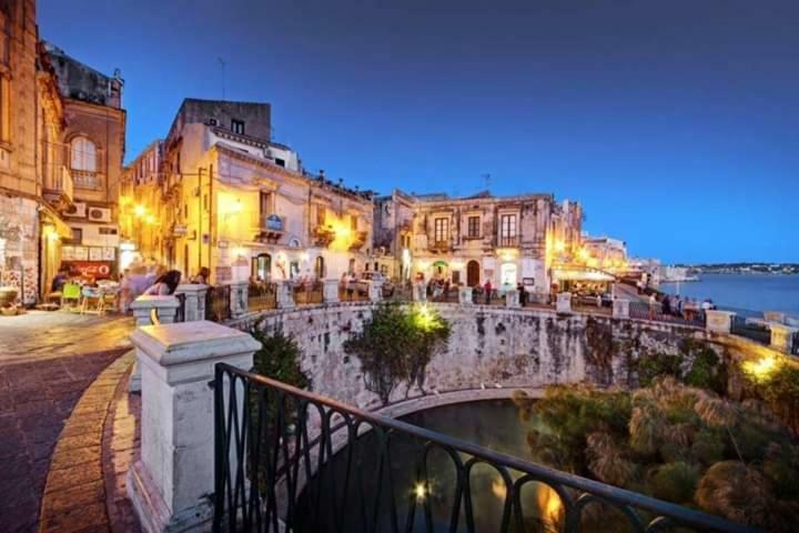 Rosa Holiday Home Syracuse Esterno foto